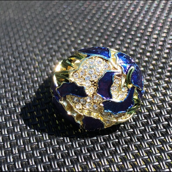 Ring - Picture 9 of 9